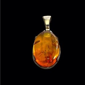 V8 925 POLAND Amber Pendant. Pre owned